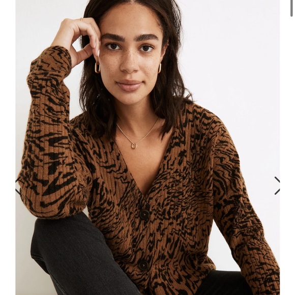 Tigerized Cameron Ribbed Cardigan Sweater in Coziest Yarn - Picture 6 of 10